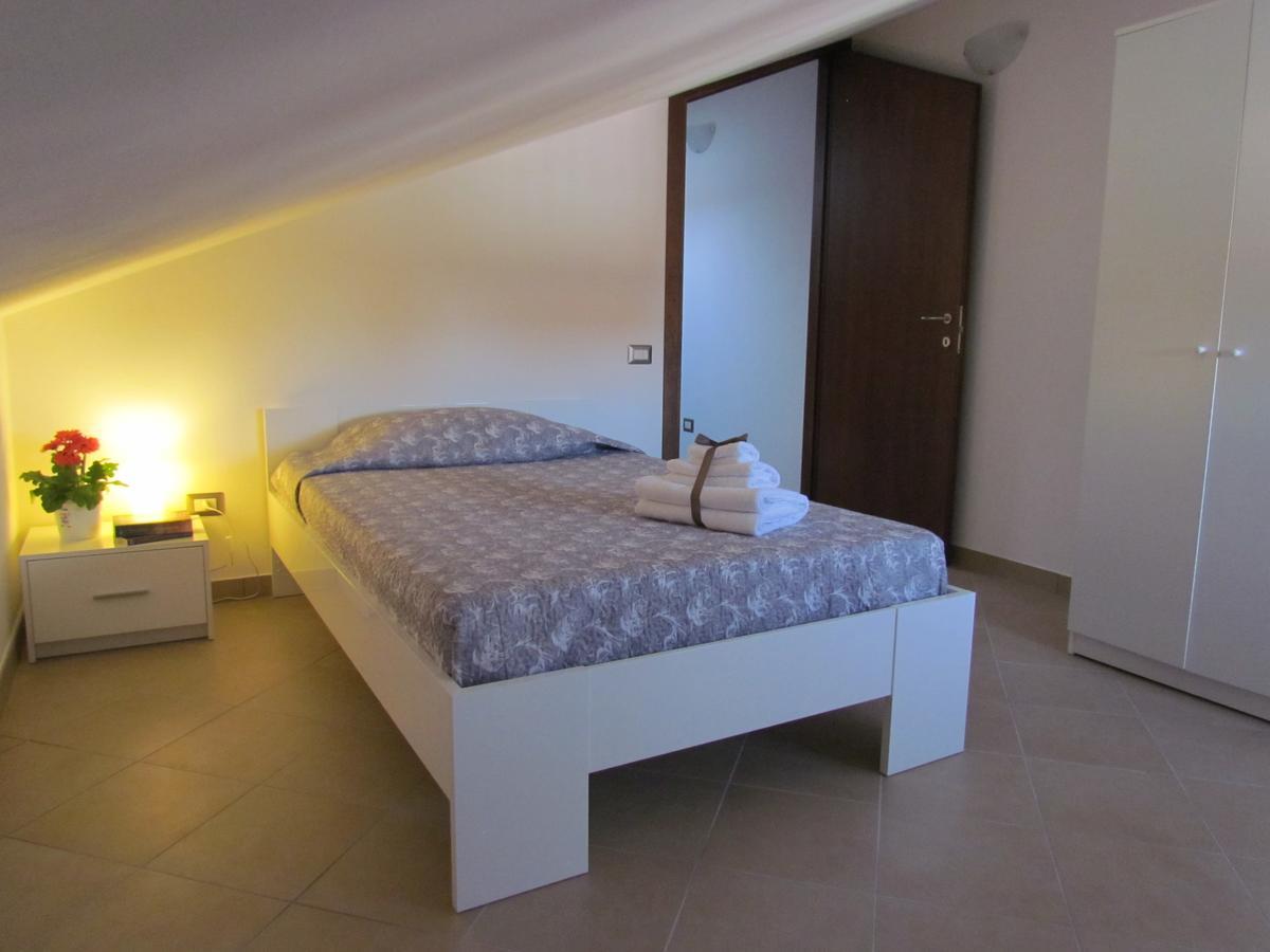 Siviero Apartments Scardovari Bagian luar foto