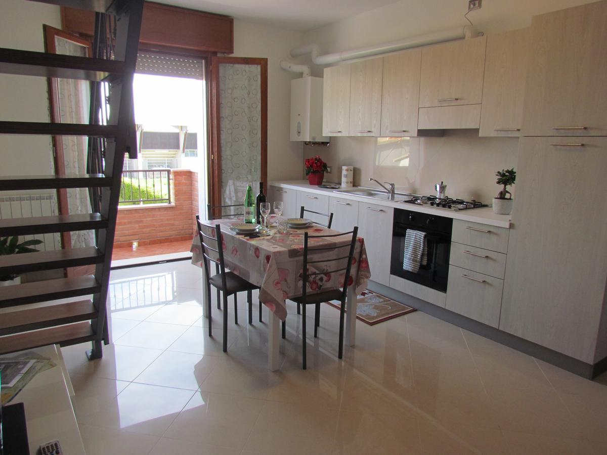 Siviero Apartments Scardovari Bagian luar foto